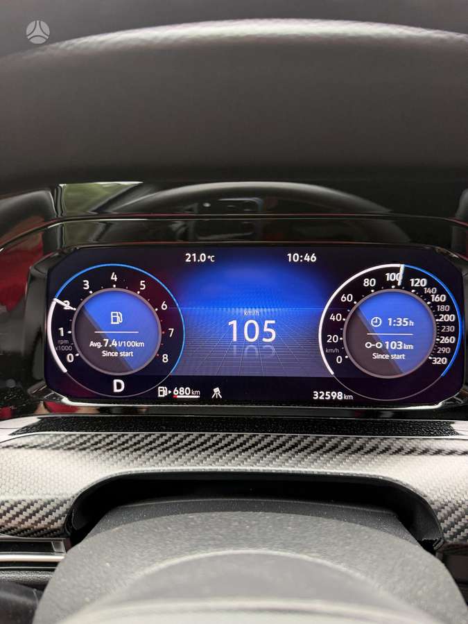 Volkswagen Golf - 11
