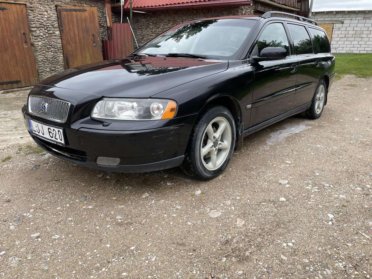 Volvo V70, 2.4 l., wagon