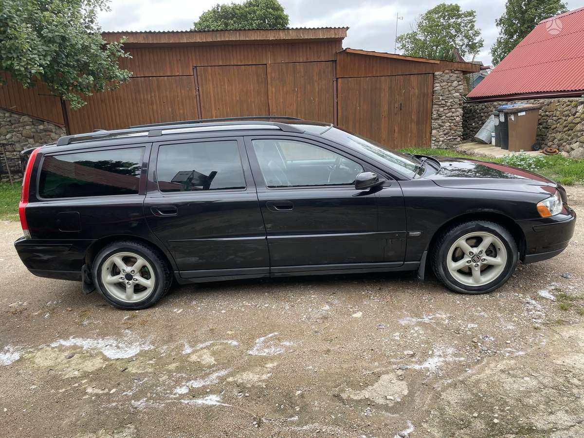 Volvo V70, 2.4 l., wagon