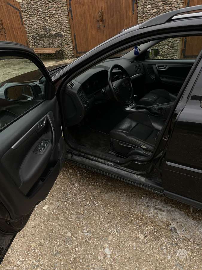 Volvo V70, 2.4 l., wagon