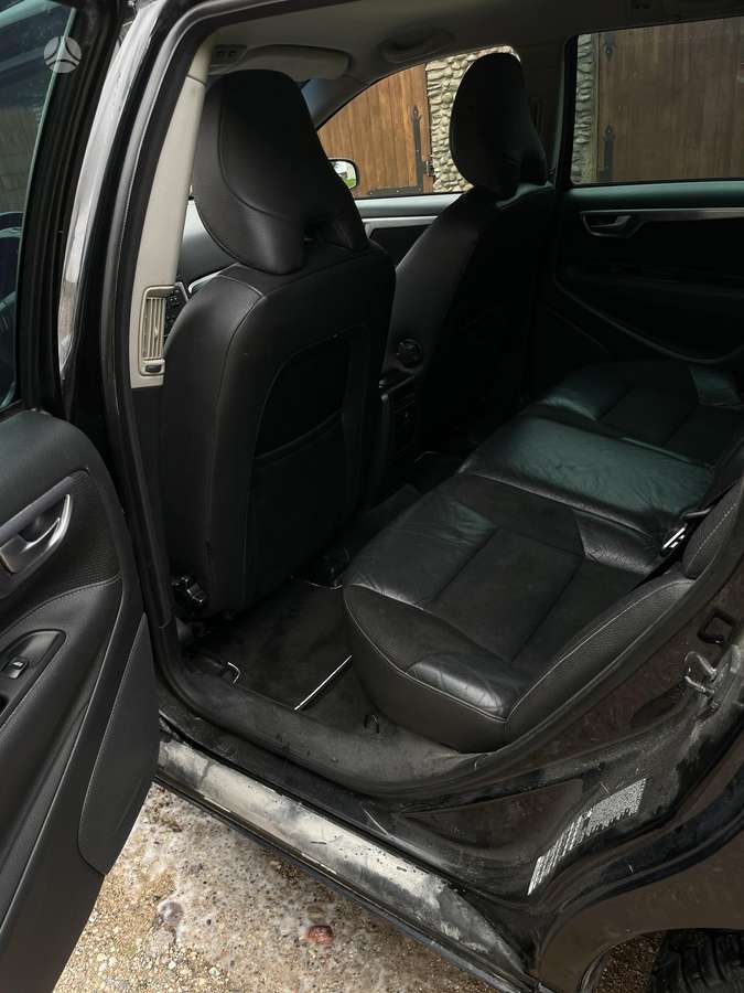 Volvo V70, 2.4 l., wagon