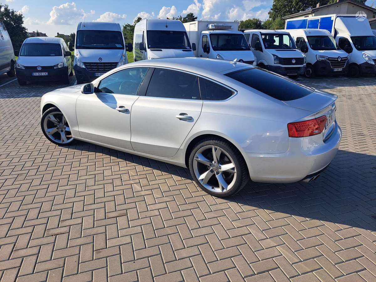 Audi A5, 2.0 l., Седан