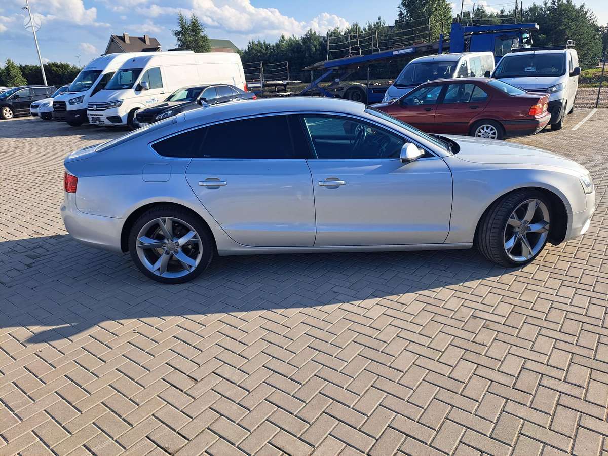 Audi A5, 2.0 l., Седан