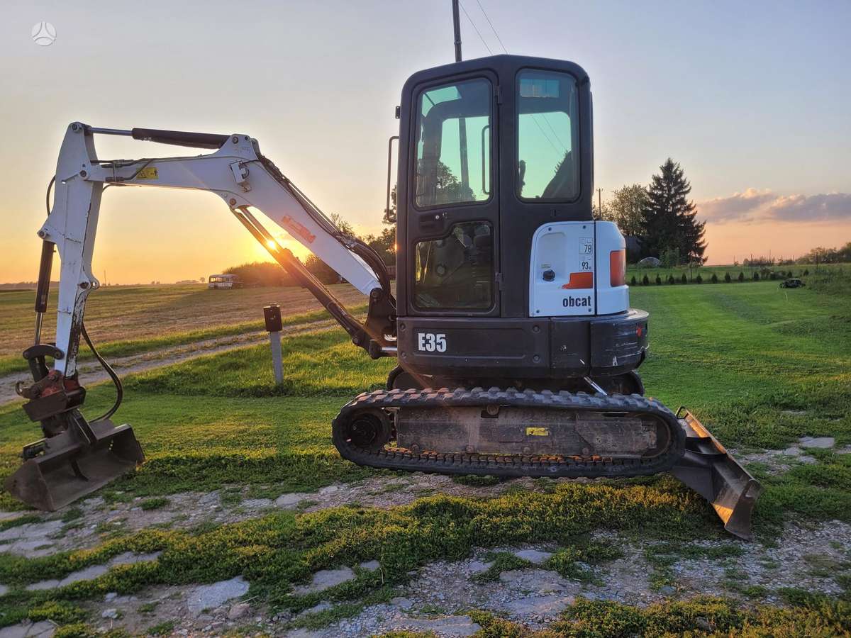 Bobcat E-35, мини-экскаваторы