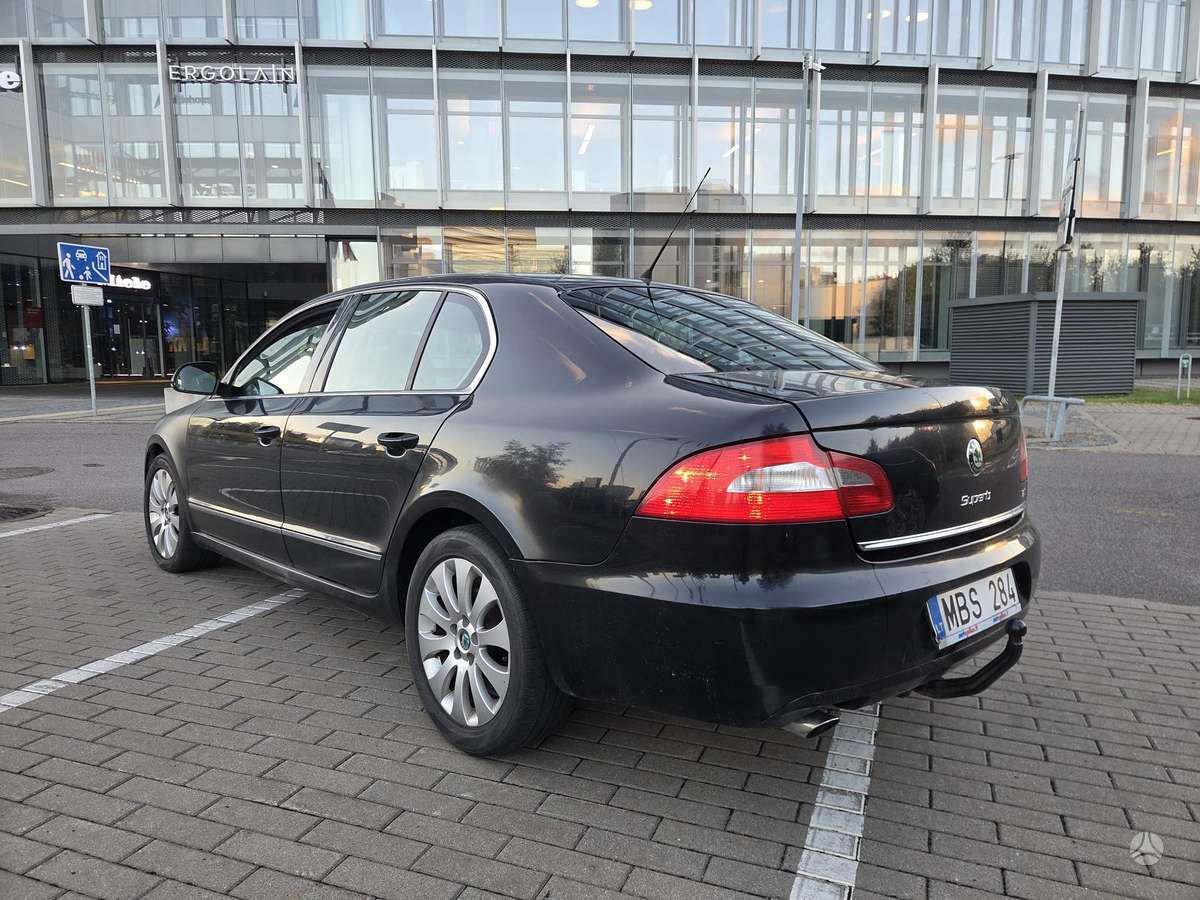 Skoda Superb, 2.0 l., Хэтчбек