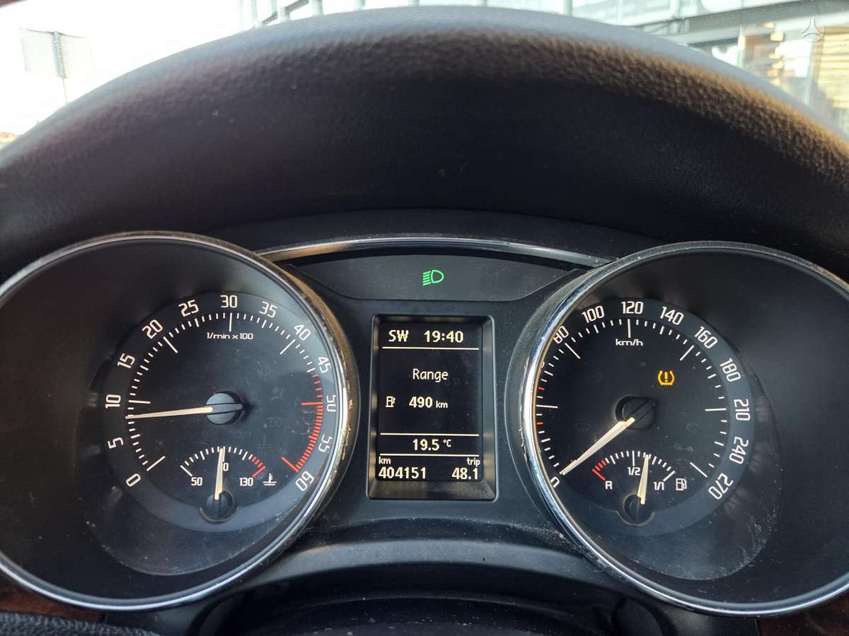 Skoda Superb, 2.0 l., Хэтчбек
