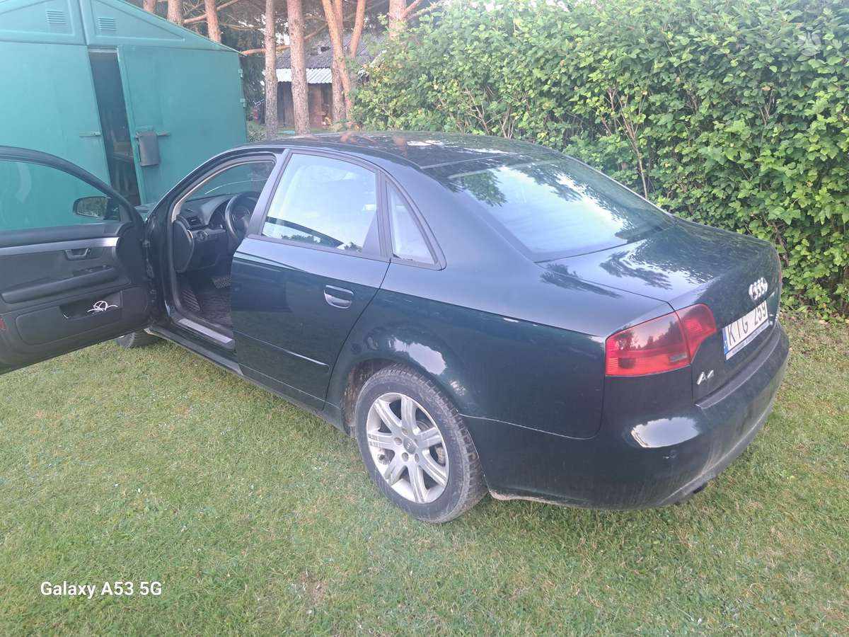 Audi A4, 2.0 l., Седан