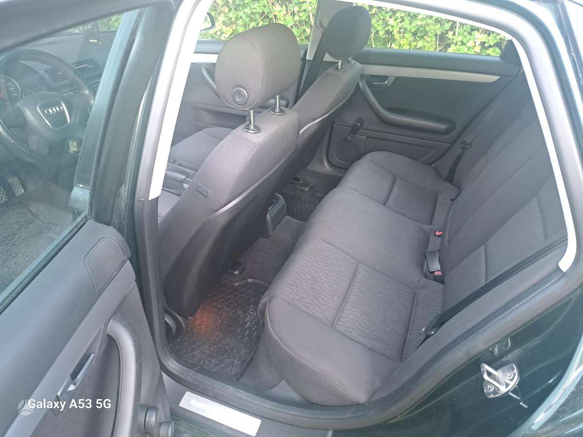 Audi A4, 2.0 l., Седан
