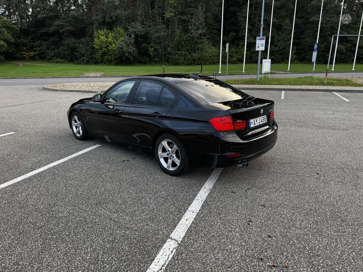 BMW 328, 2.0 l., Седан