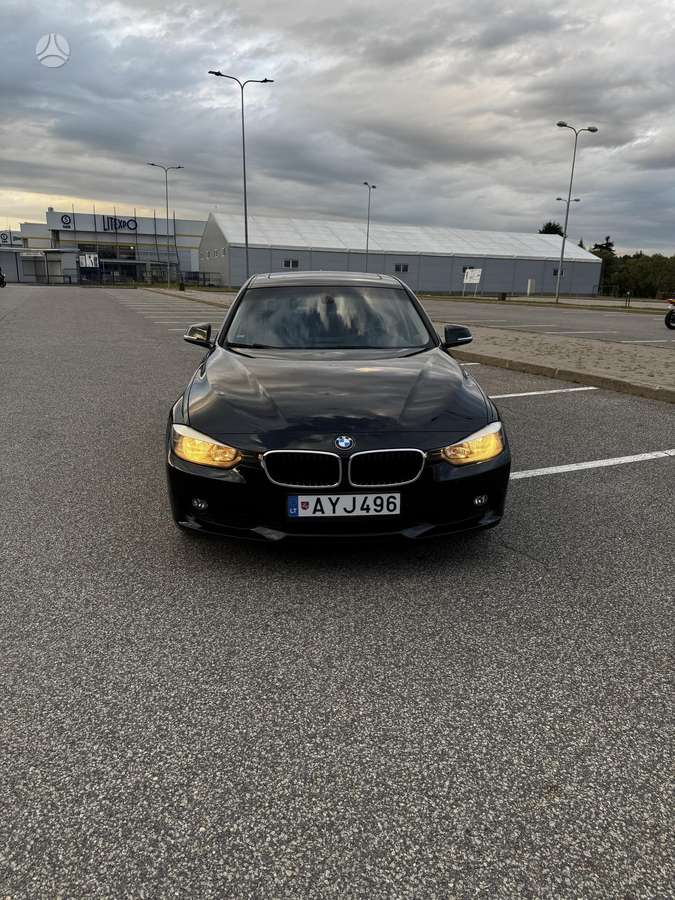 BMW 328, 2.0 l., Седан