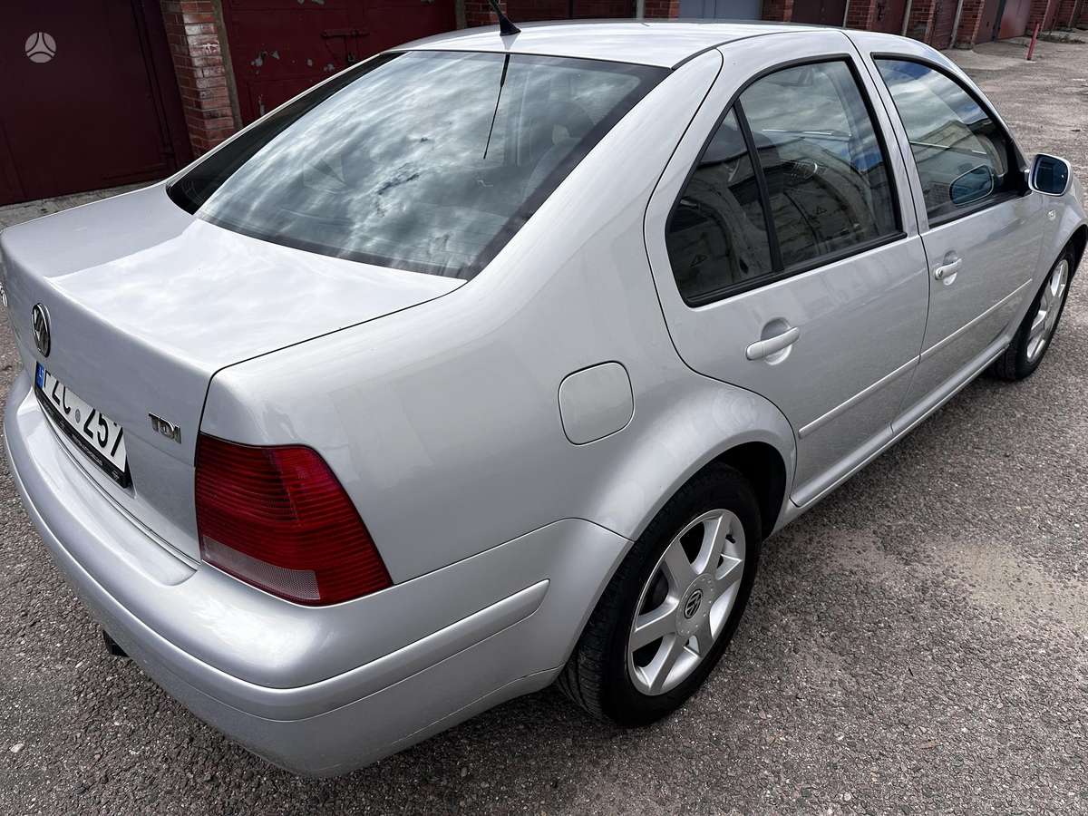 Volkswagen Bora, 1.9 l., Седан