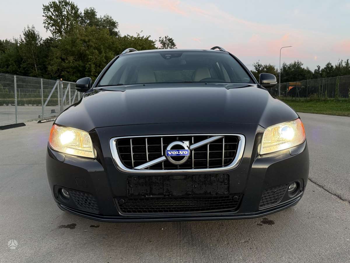 Volvo V70, 2.0 l., universalas