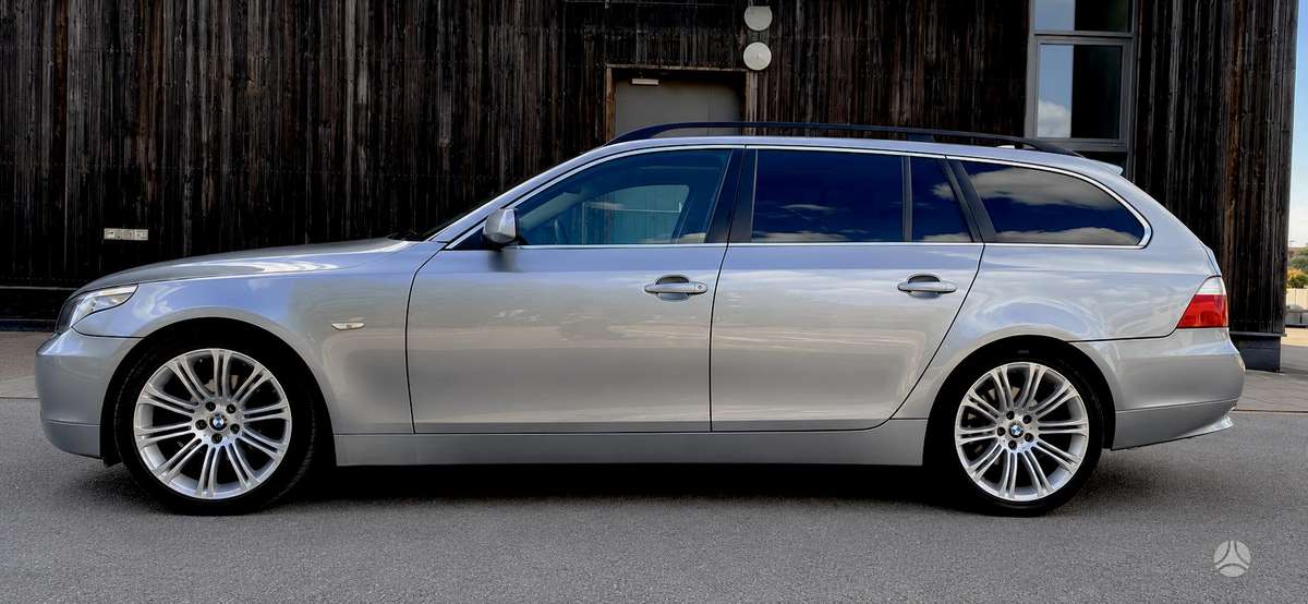 BMW 530, 2.5 l., wagon