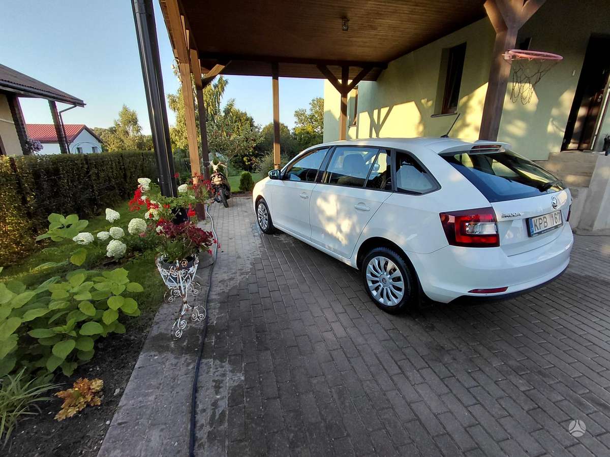 Skoda Rapid, 1.0 l., hatchback