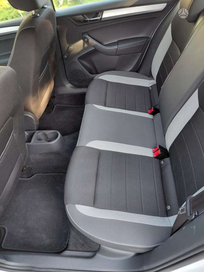 Skoda Rapid, 1.0 l., hatchback