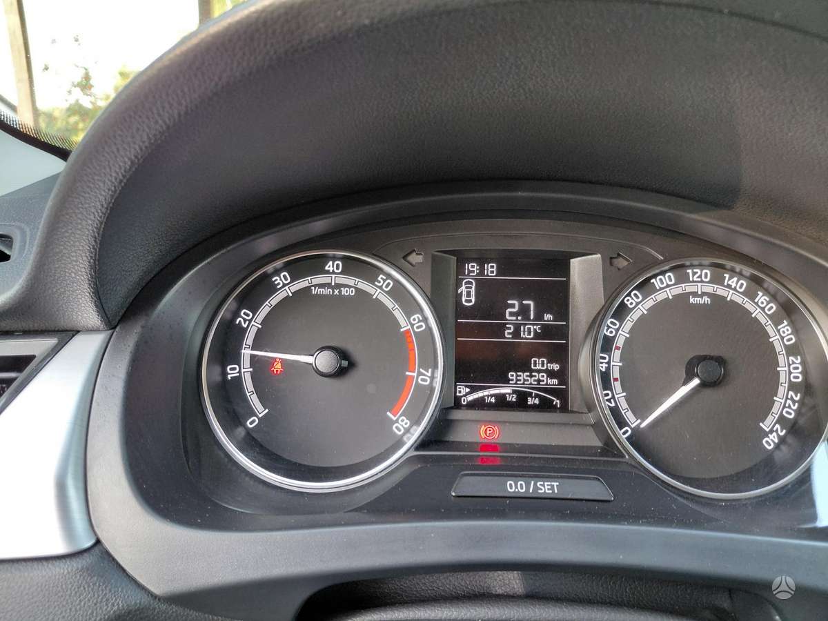 Skoda Rapid, 1.0 l., hatchback