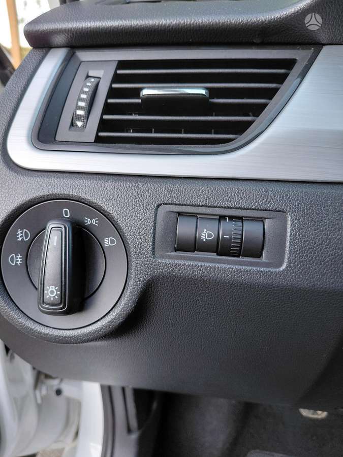 Skoda Rapid, 1.0 l., hatchback