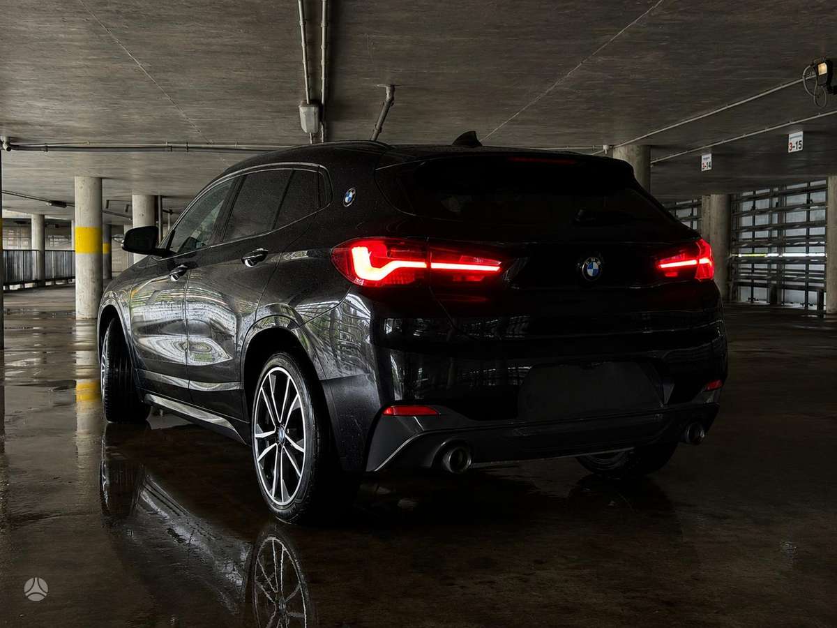 BMW X2, 2.0 l., off-road / crossover