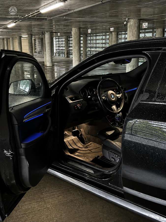 BMW X2, 2.0 l., off-road / crossover