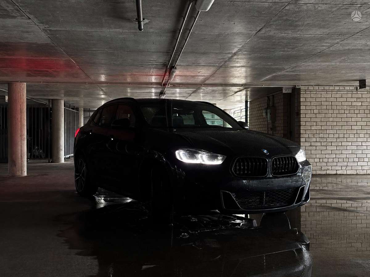 BMW X2, 2.0 l., off-road / crossover