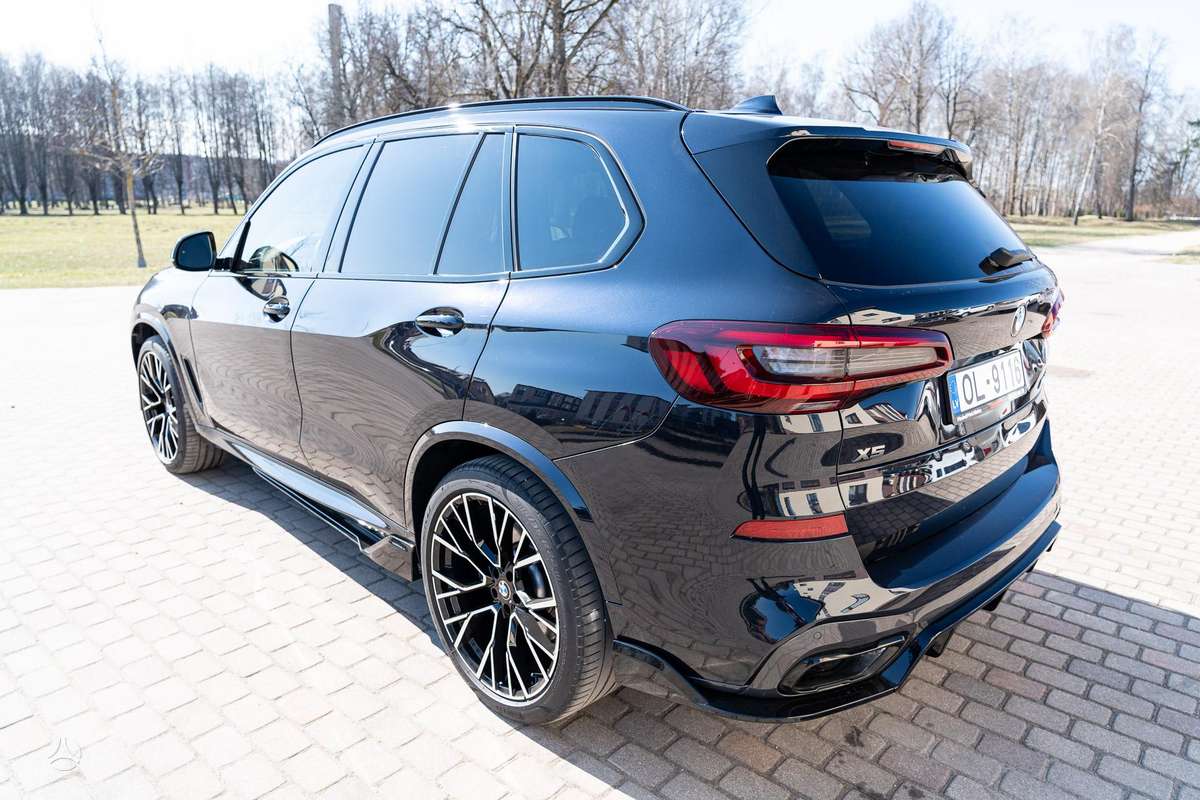 BMW X5, Внедорожник / Кроссовер