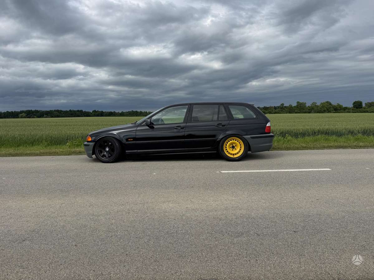 BMW 325, 2.5 l., wagon