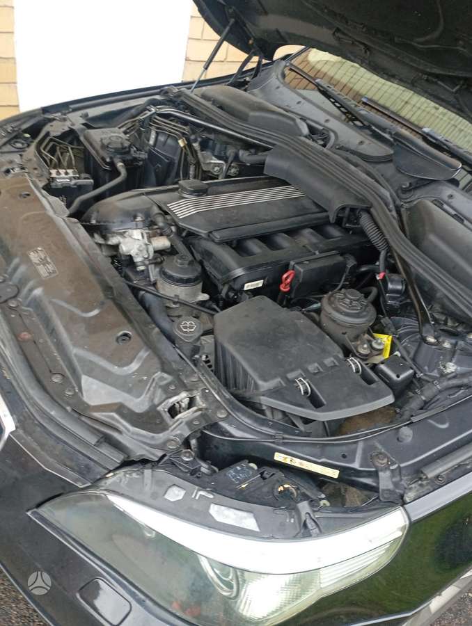 BMW 520, 2.2 l., Седан
