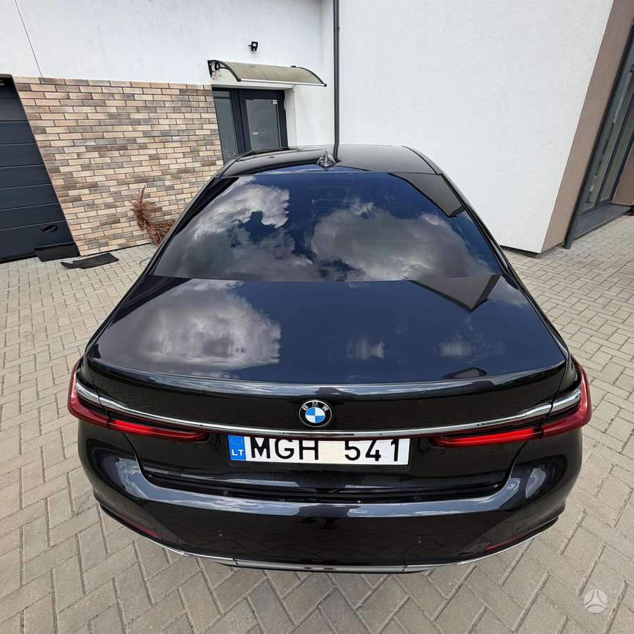 BMW 730, 3.0 l., Седан