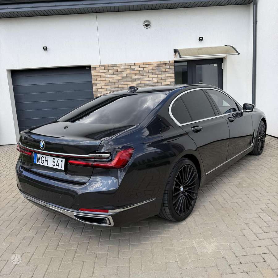 BMW 730, 3.0 l., Седан
