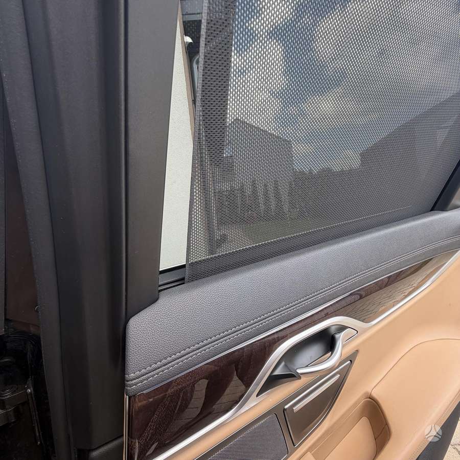 BMW 730, 3.0 l., Седан