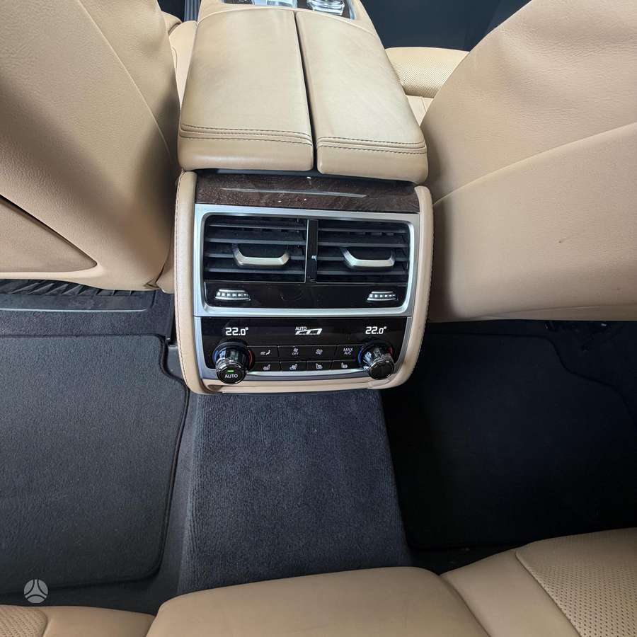 BMW 730, 3.0 l., Седан