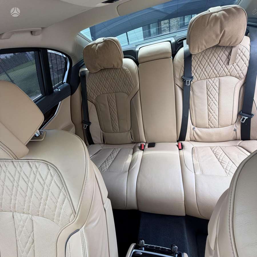 BMW 730, 3.0 l., Седан