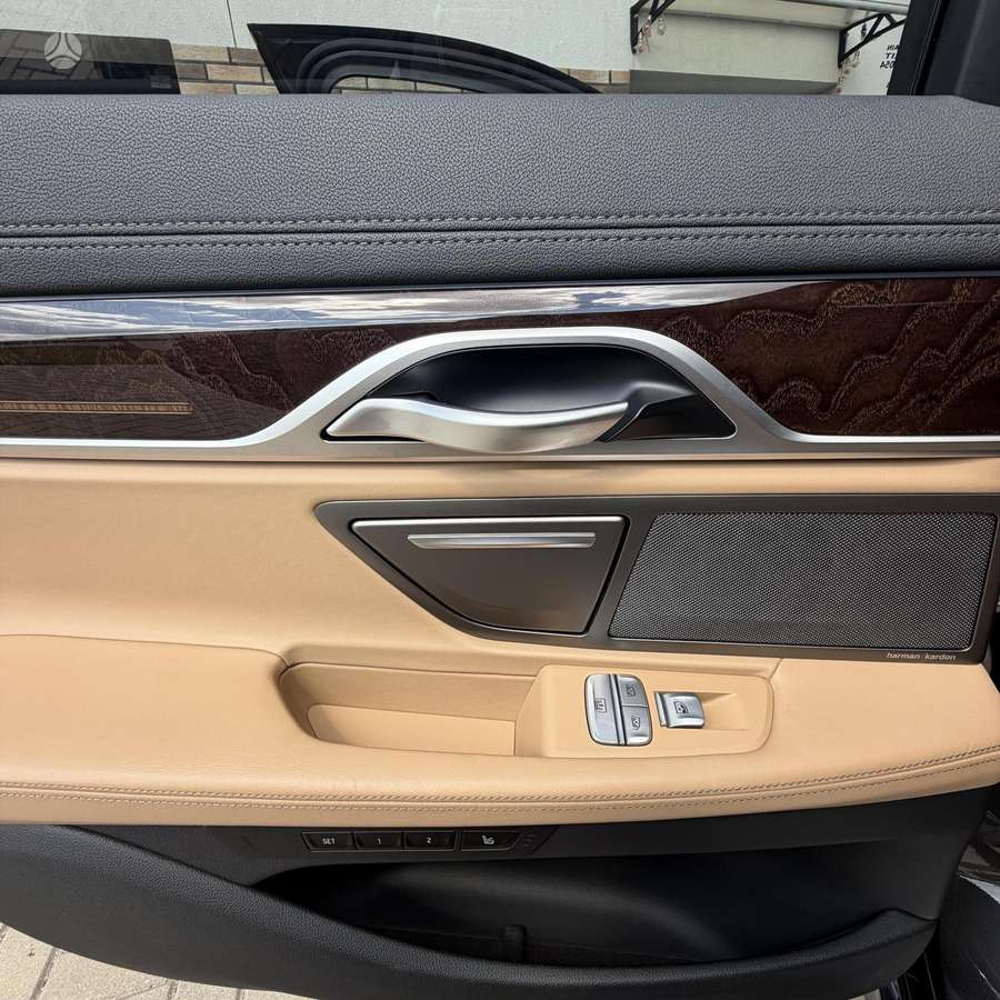 BMW 730, 3.0 l., Седан