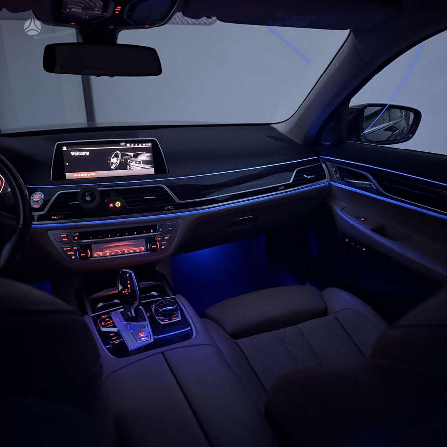 BMW 730, 3.0 l., Седан