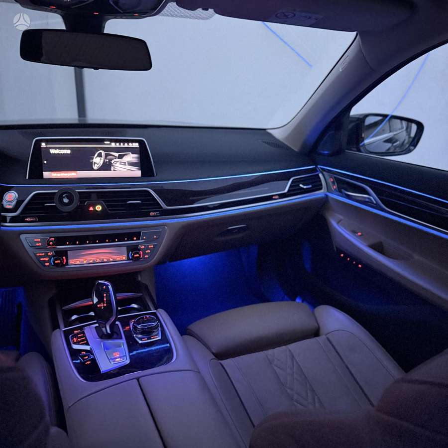 BMW 730, 3.0 l., Седан