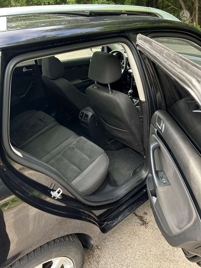 Volkswagen Golf - 3