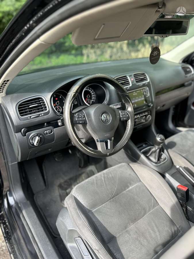 Volkswagen Golf - 7