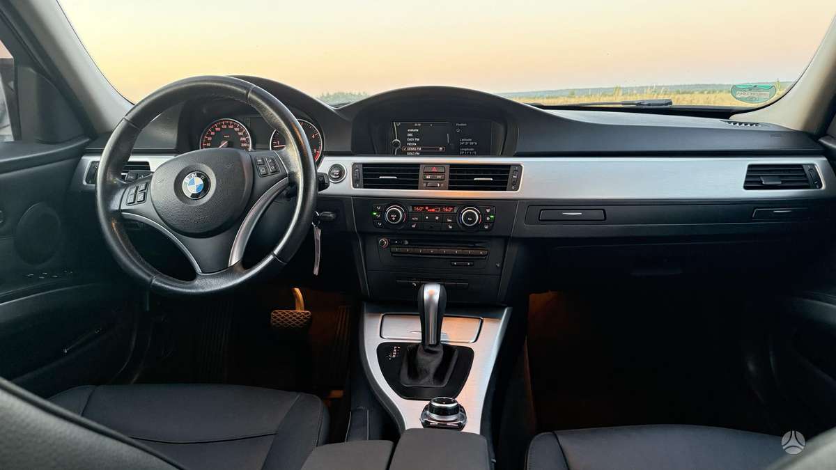 BMW 318, wagon
