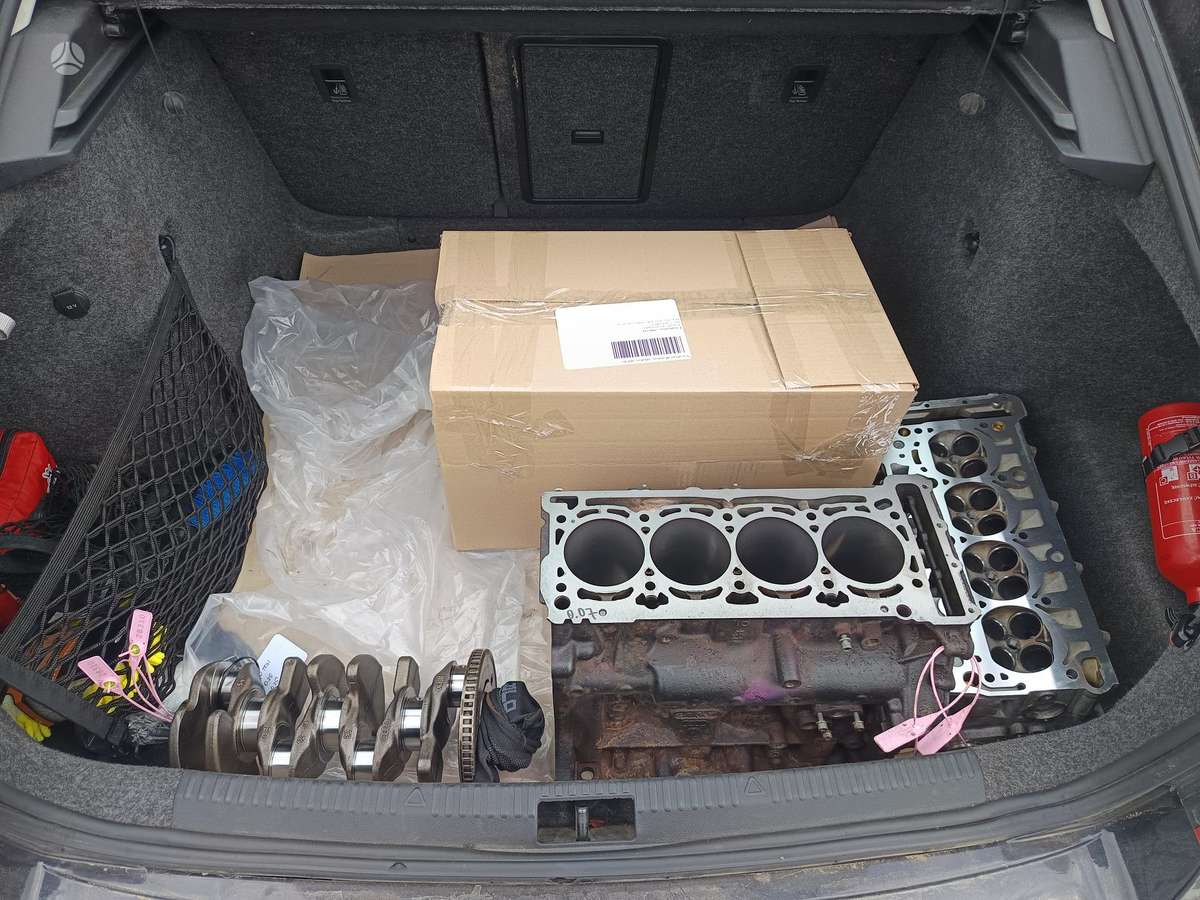 Audi A4, 2.0 l., Седан