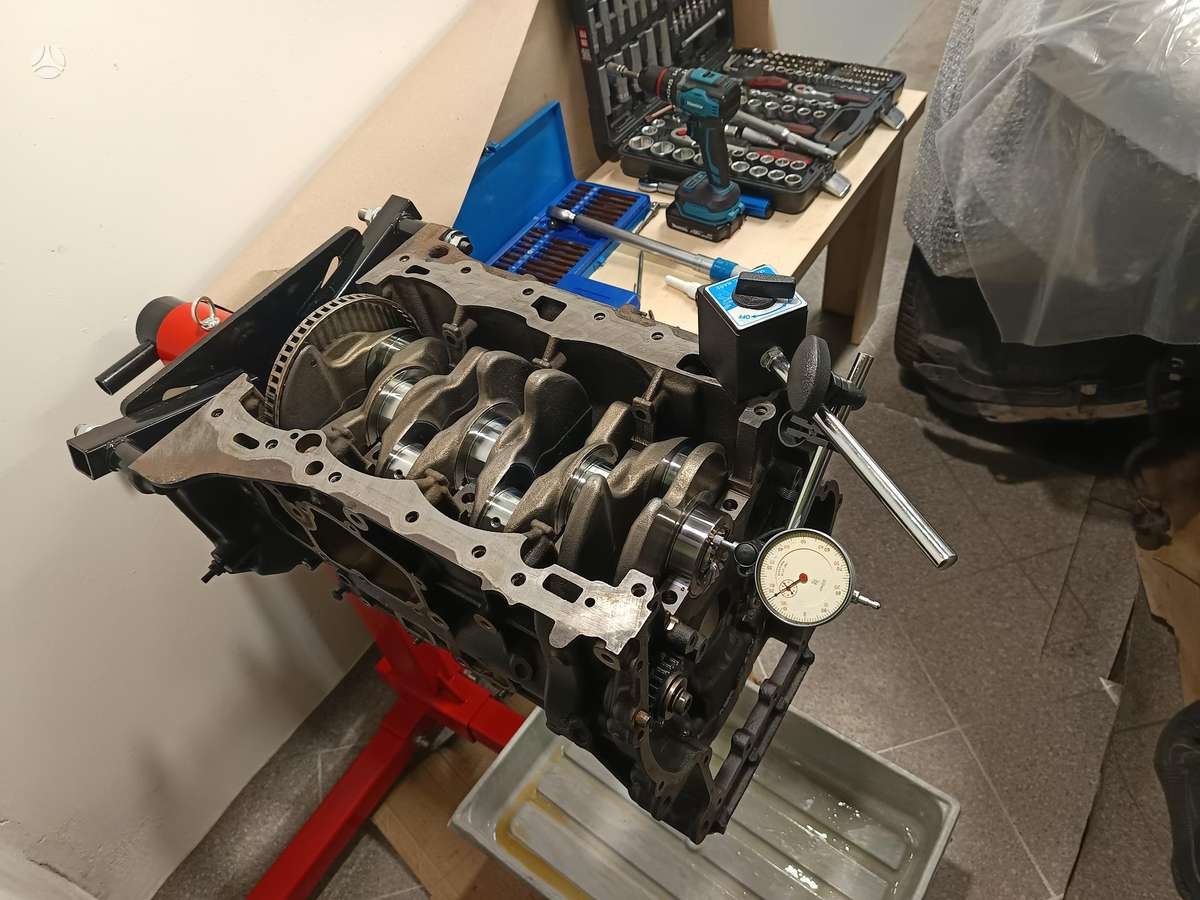 Audi A4, 2.0 l., Седан