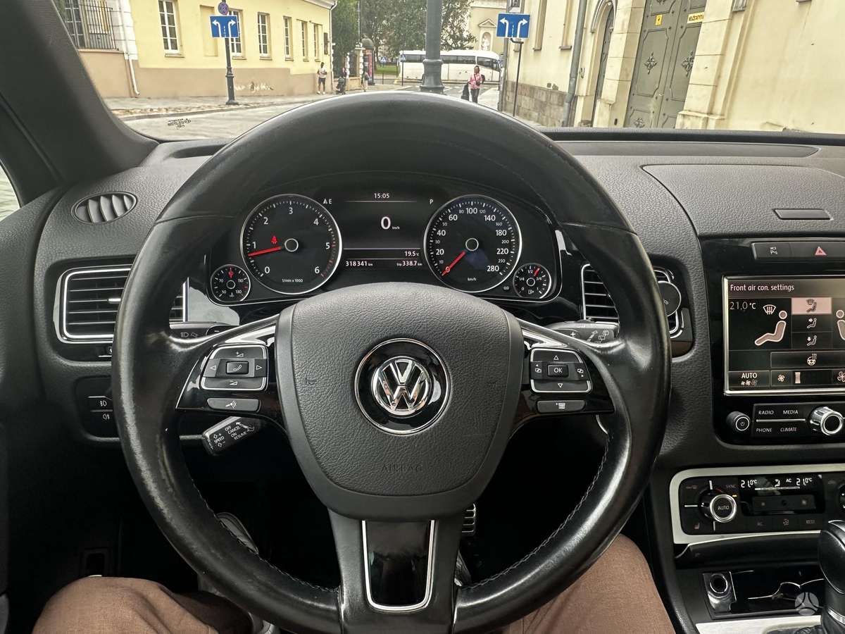 Volkswagen Touareg - 10