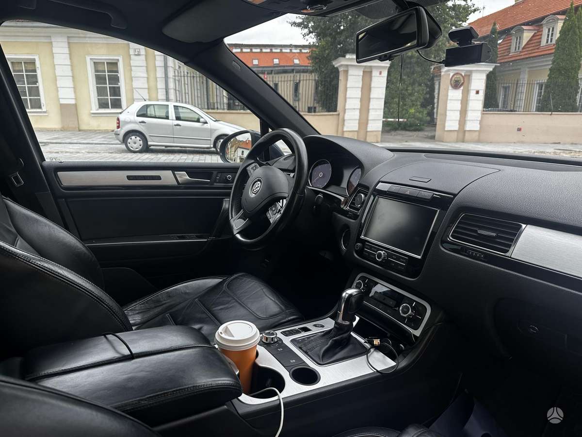 Volkswagen Touareg - 8