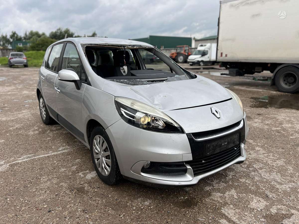 Renault Scenic - 6