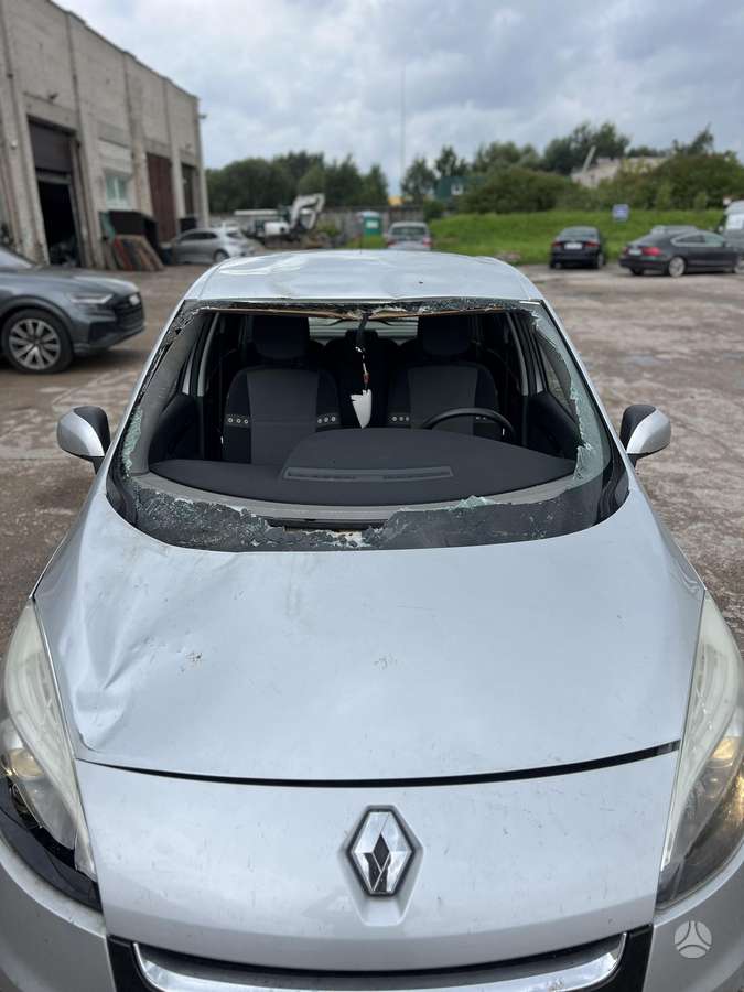 Renault Scenic, 1.5 l., hatchback