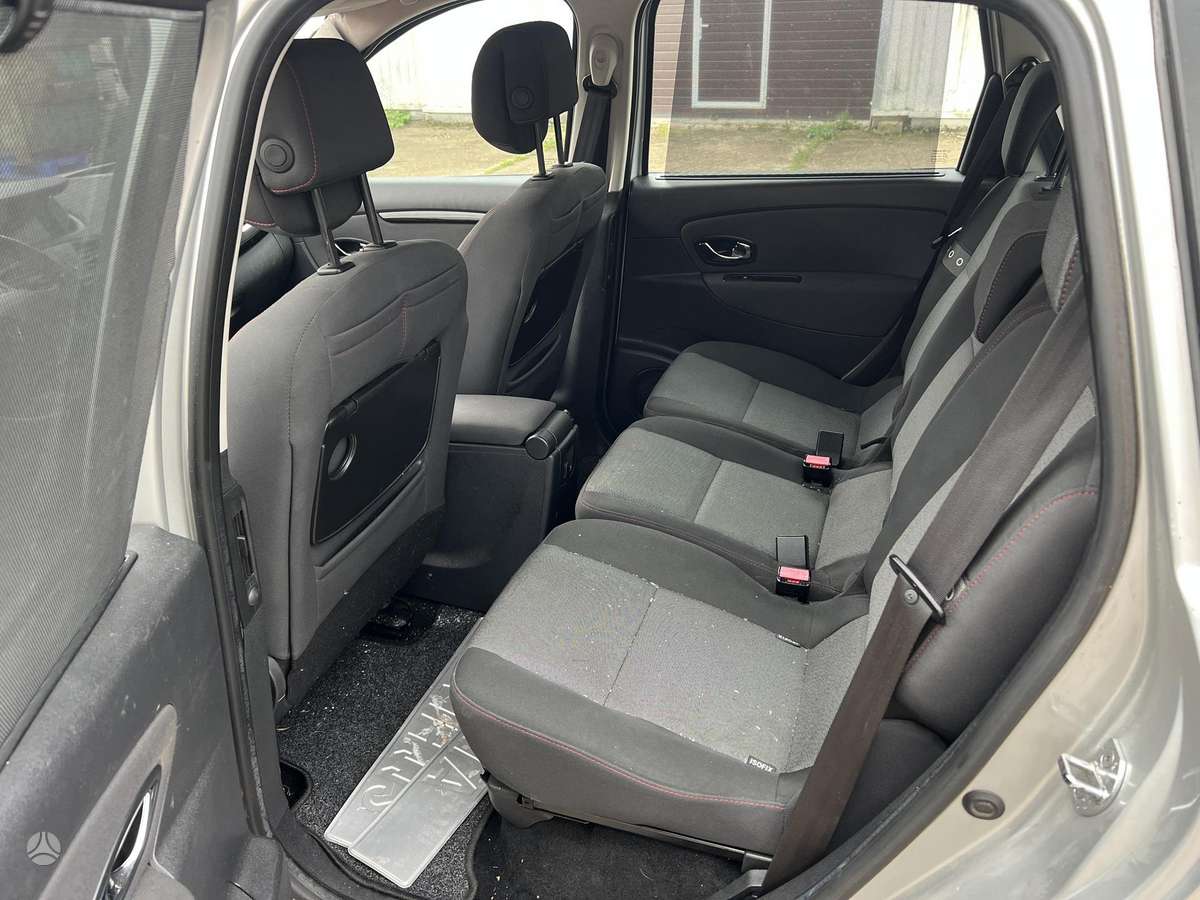 Renault Scenic, 1.5 l., Хэтчбек