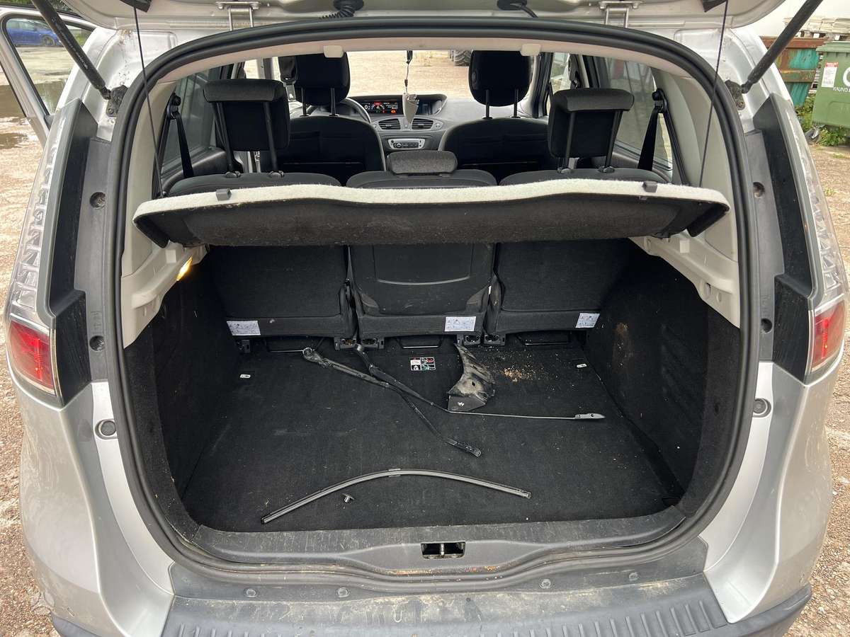 Renault Scenic, 1.5 l., hatchback