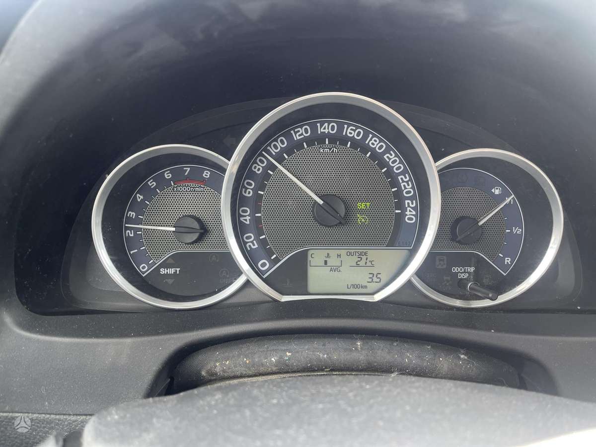 Toyota Auris, 1.3 l., Универсал