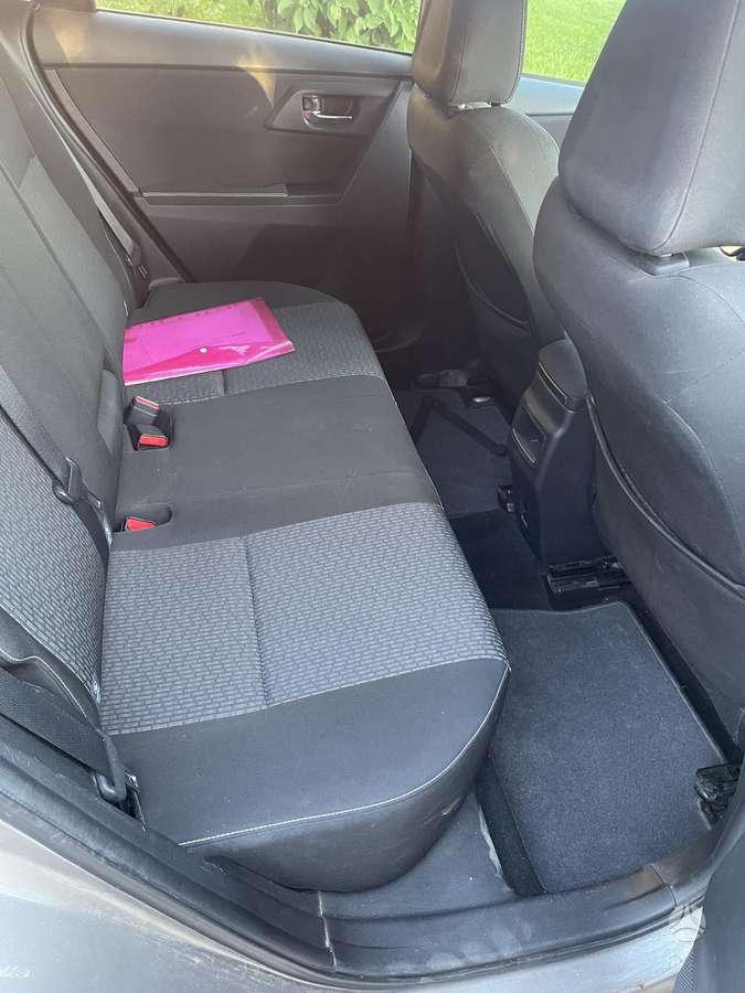 Toyota Auris, 1.3 l., Универсал