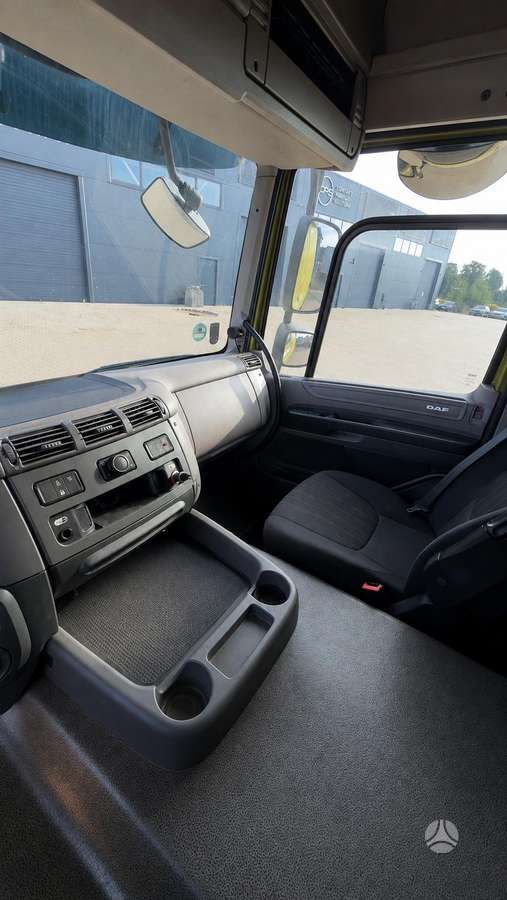 DAF CF 370 FT, 1 miegamoji vieta