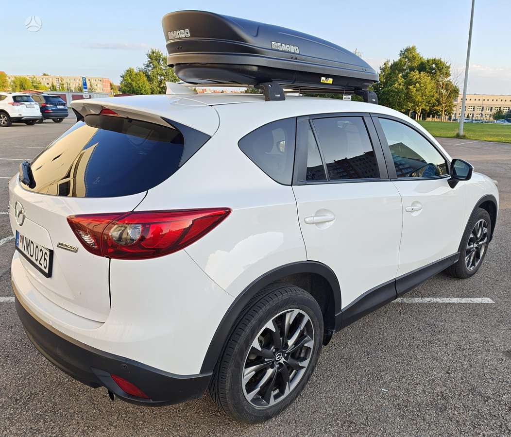 Mazda CX-5, 2.2 l., off-road / crossover